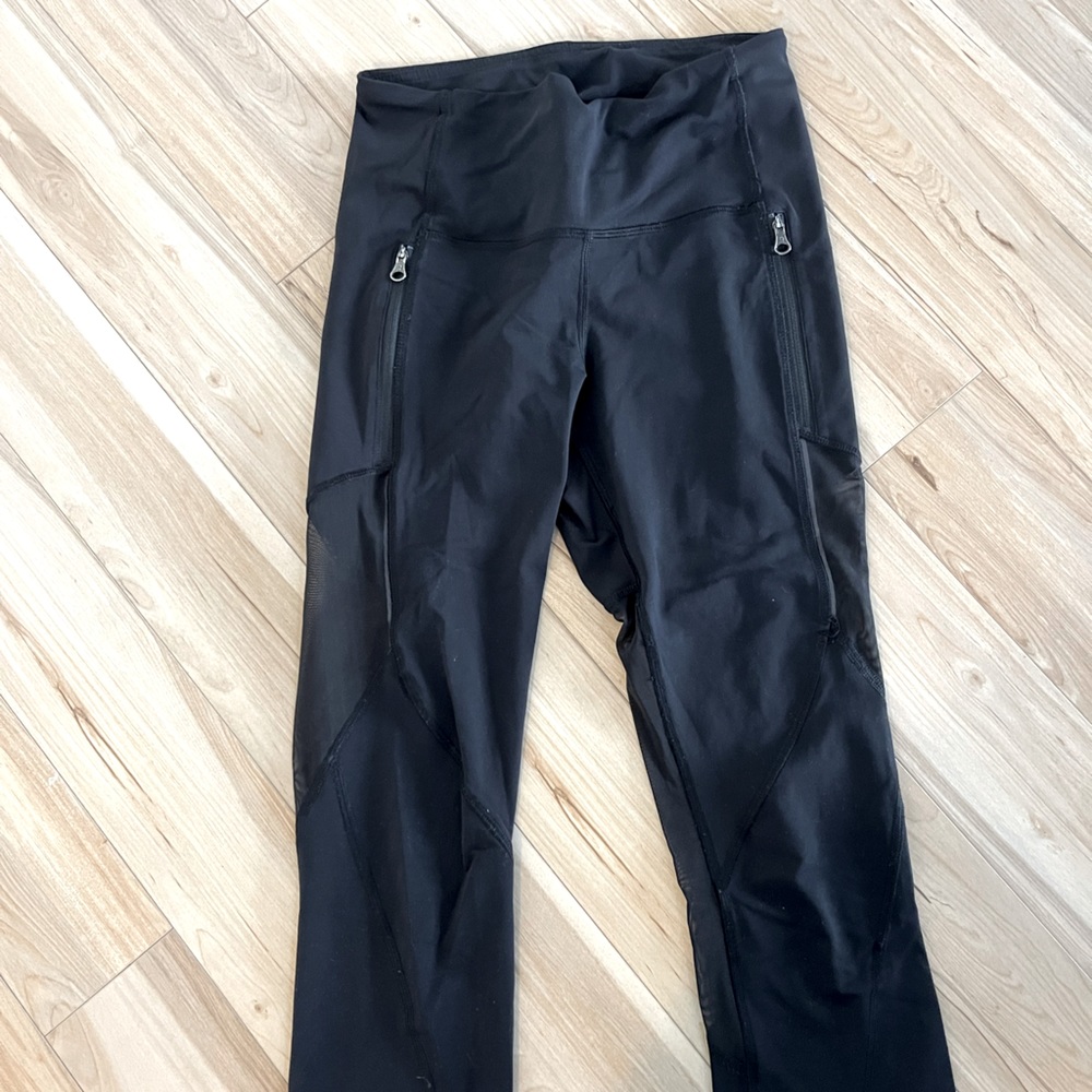 Lululemon black legging 19”